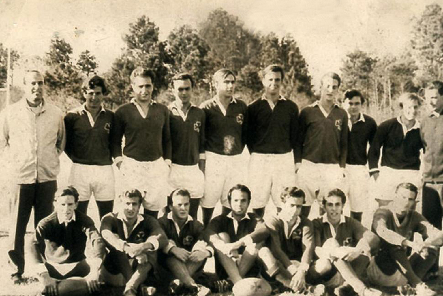 Футбольная команда авиакатастрофа. Авиакатастрофа уругвайских регбистов 1972. Уругвайские регбисты 1972.